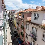 Portas Do Bairro アパート