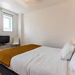Portas Do Bairro Апартаменти Лісабон
